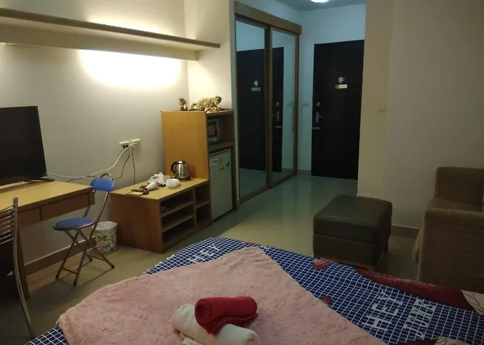 Savi Super Deluxe 2 Nr Bkk Hospital Holiday home *