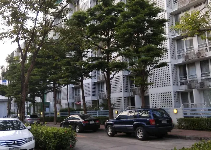 Savi Super Deluxe 2 Nr Bkk Hospital Holiday home